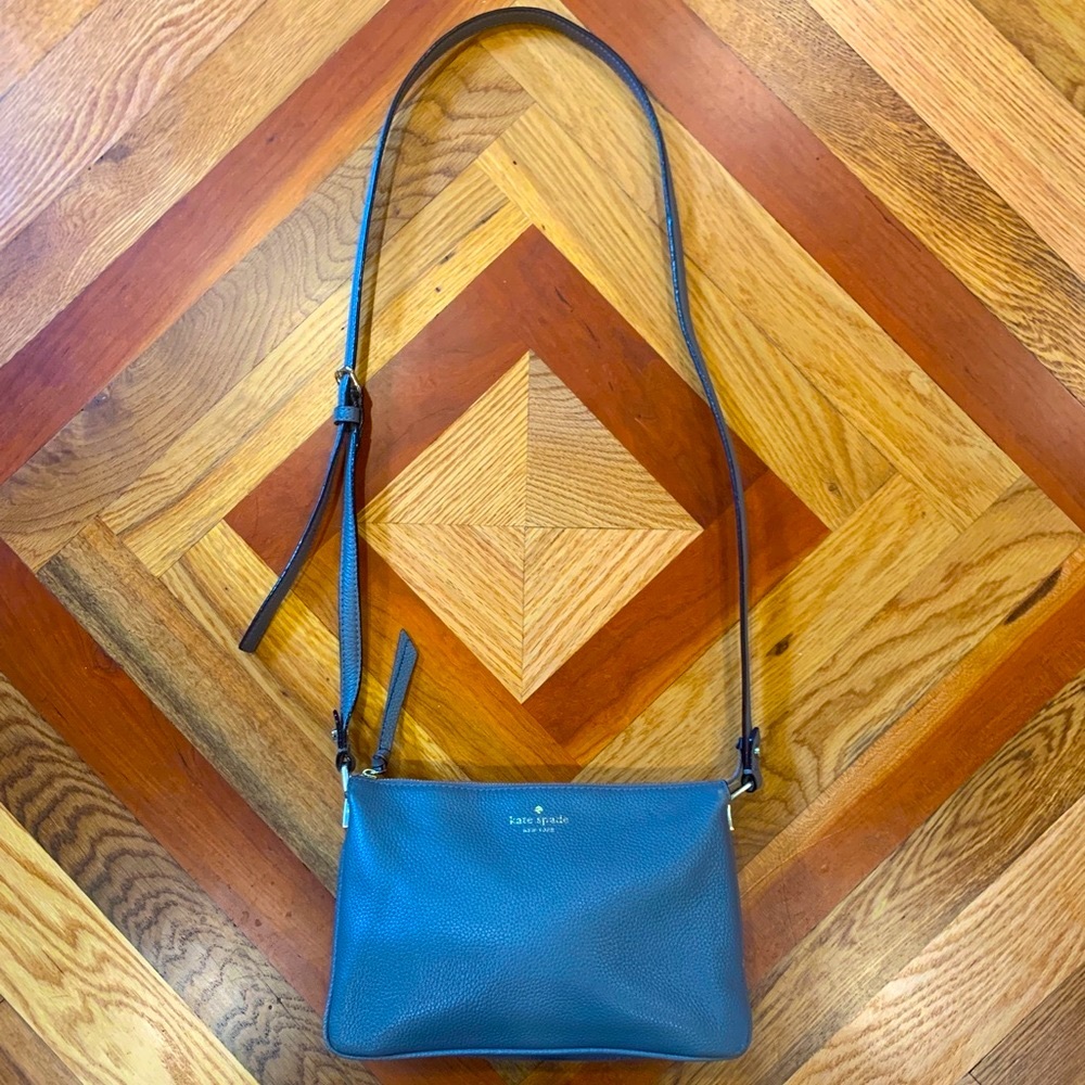 KATE SPADE ♠️ Larchmont Avenue Madelyne Crossbody